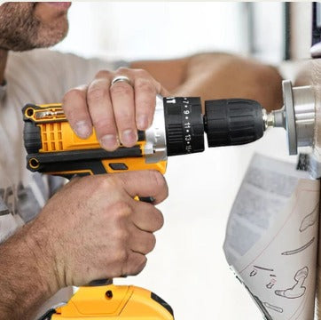 Taladro Inalámbrico Percutor 24 Voltios + 25 Piezas